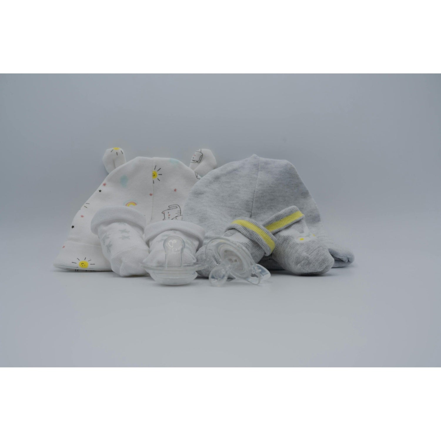 bebek bere- önlük-çorap