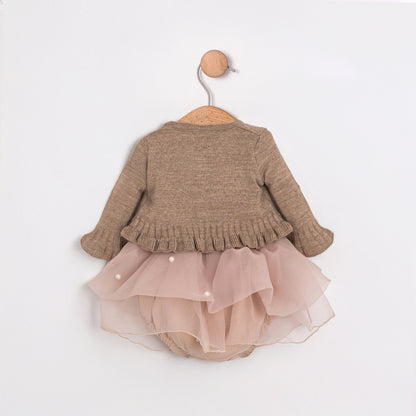 Çiçek Aplikeli 3’lü Bebek Takımı – Hırka + Tütü Etek + Uzun Kollu Üst, 3–18 Ay