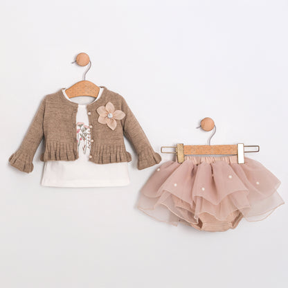 Çiçek Aplikeli 3’lü Bebek Takımı – Hırka + Tütü Etek + Uzun Kollu Üst, 3–18 Ay