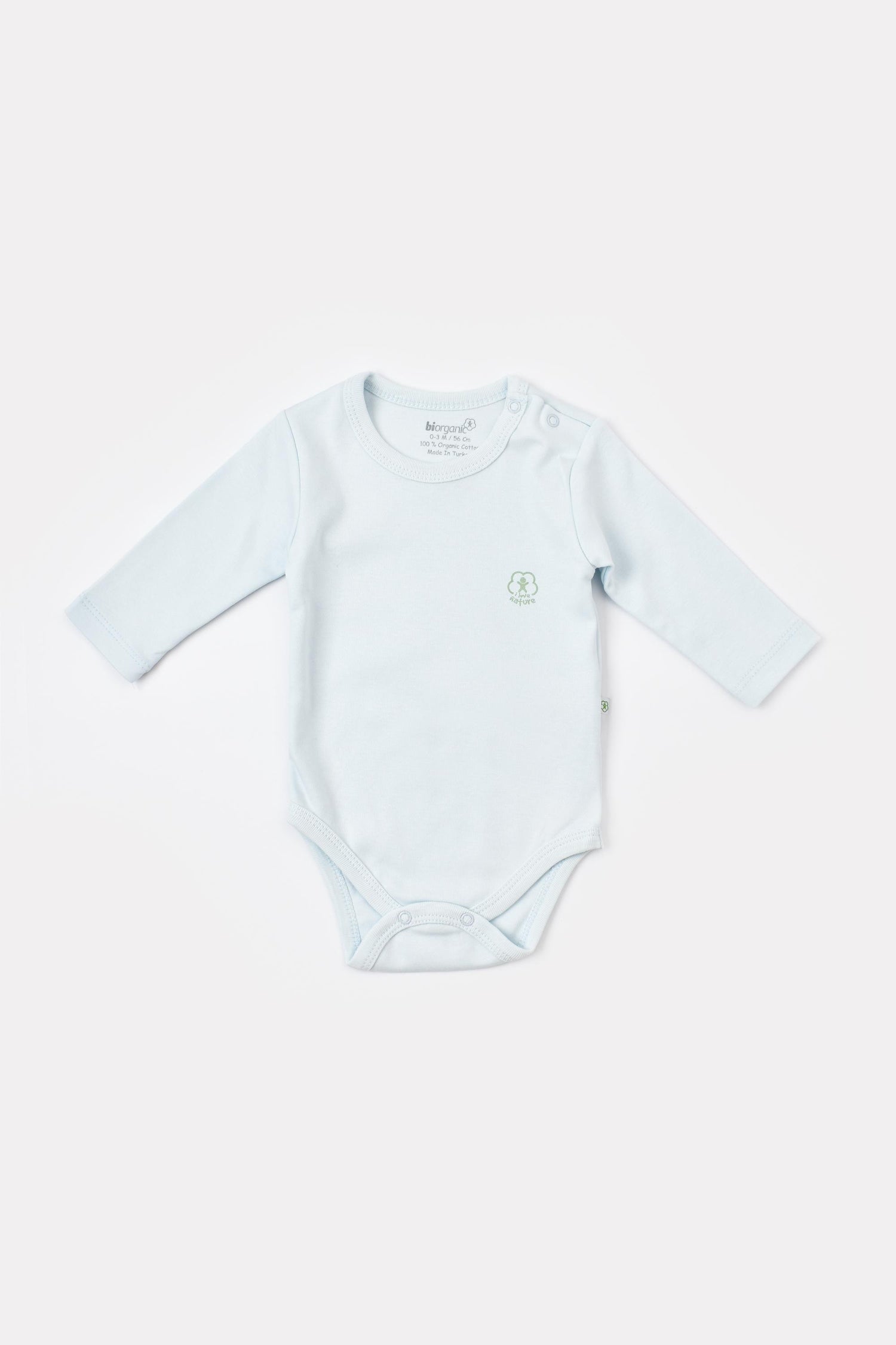 GOTS sertifikalı, organik pamuklu erkek bebek uzun kollu body – Basic Nature deseniyle sade ve doğal stil sunar. 0-24 ay bebekler için idealdir