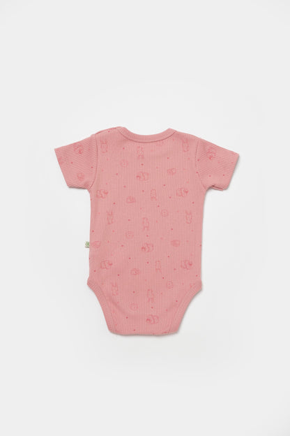 Organik modal kumaştan üretilmiş Play With Me temalı unisex kısa kollu bebek body – 0-36 ay arası kullanım için 