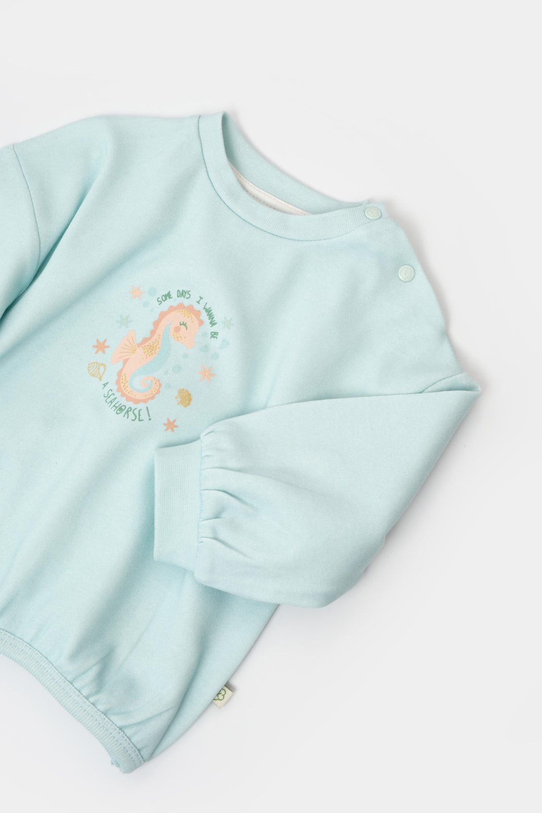 GOTS sertifikalı, organik pamuklu unisex bebek sweatshirt – 6-36 ay arası kullanım için uygun, yumuşak dokulu ve rahat kalıplı. sevimli denizatı desenli