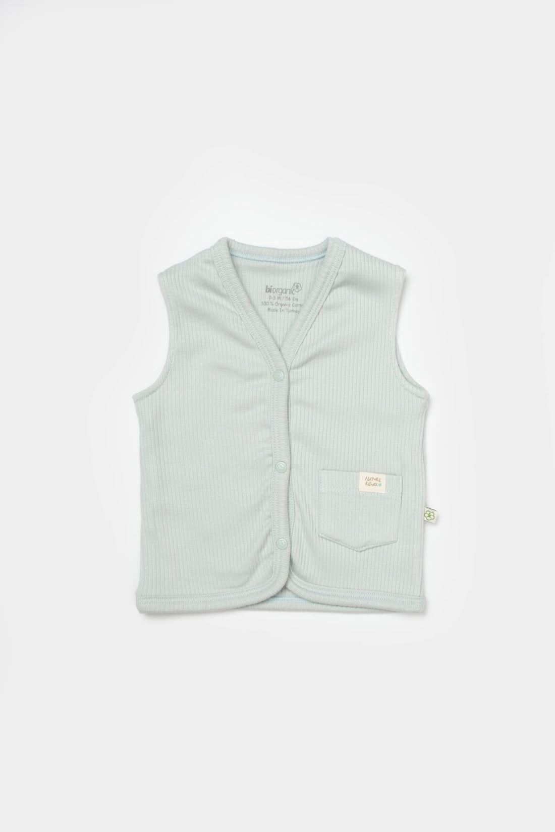 Organik modal kumaştan üretilmiş Nature Relax temalı unisex bebek yeleği – 6-36 ay arası kullanım için uygundur, yumuşak, hafif ve konforludur.