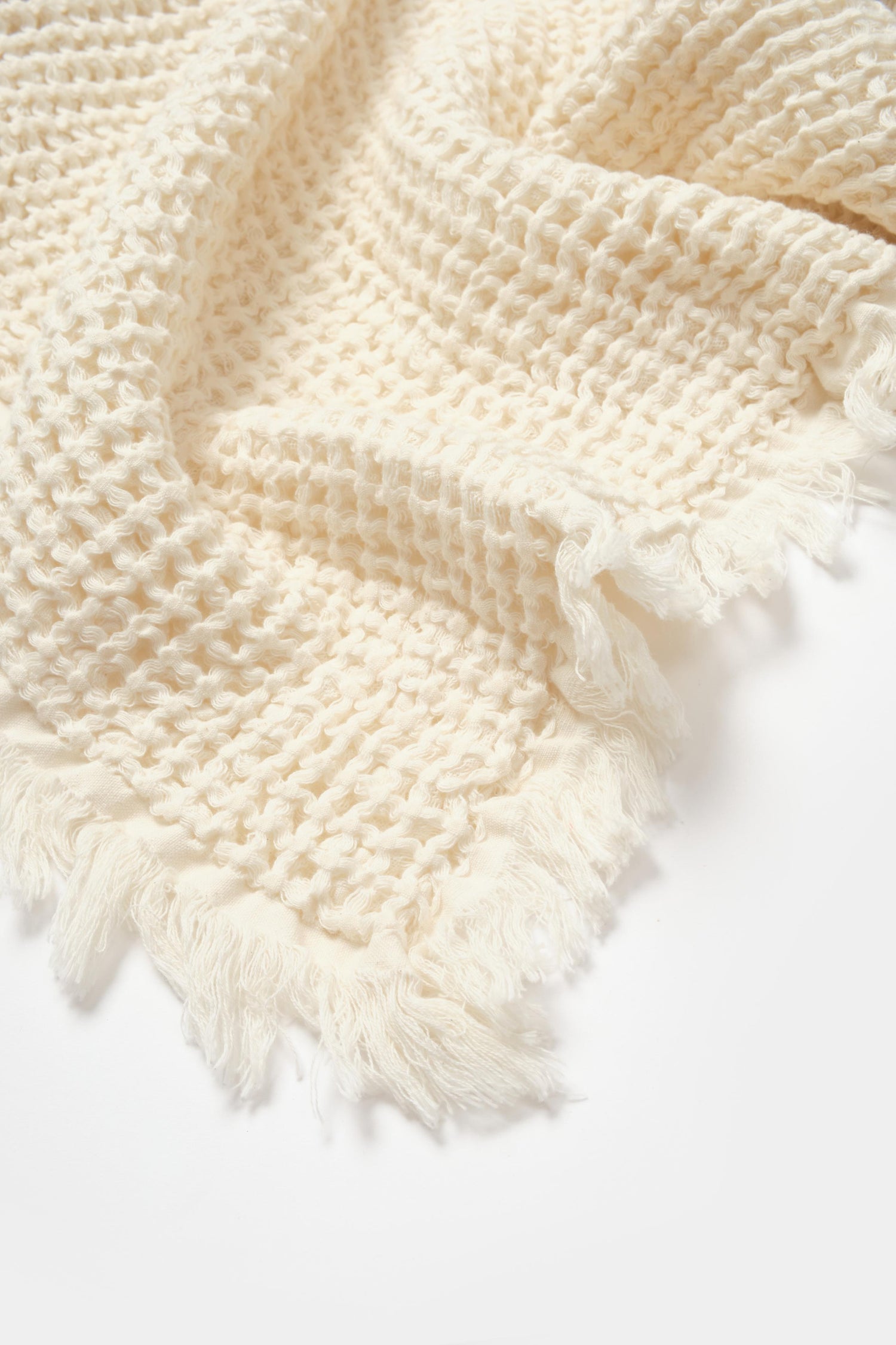 GOTS sertifikalı, organik pamuklu 110x110 cm Natural Life temalı bebek battaniyesi – büyük boy, yumuşak ve unisex kullanım için uygundur.