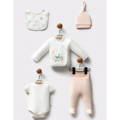 OEKO-TEX sertifikalı, organik pamuklu kız bebek 5’li hastane çıkışı takımı – body, pantolon, bere, zıbınve önlükten oluşan yumuşak ve nefes alabilir set