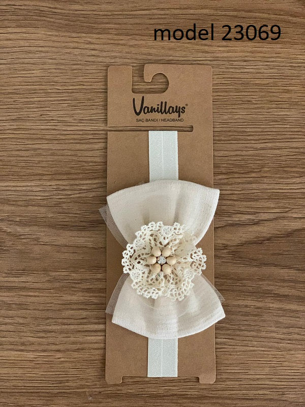 Dantel Çiçek Detaylı  Bandana